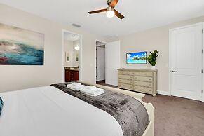 Fun and Stylish Family Villa in Encore Resort!