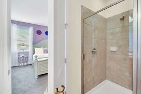 Fun and Stylish Family Villa in Encore Resort!