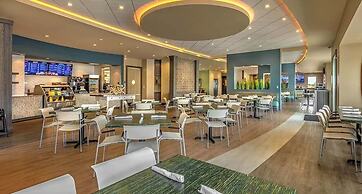 Fun and Stylish Family Villa in Encore Resort!