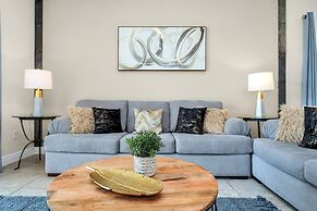 Fun and Stylish Family Villa in Encore Resort!