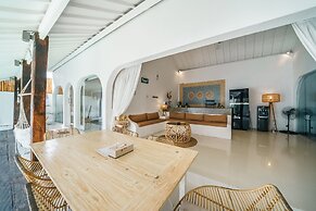 Villa Santorini