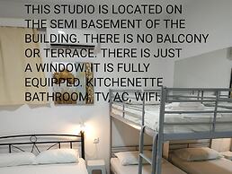 Super Economy Studio Located On the Ground Floor No Balcony