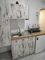 Super Economy Studio Located On the Ground Floor No Balcony