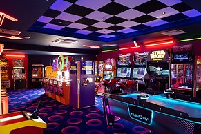 Lodge at Chichester Lakeside