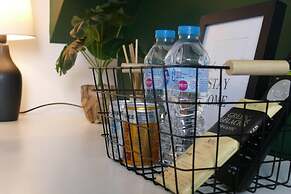 Vibrant 6 bed Stylish Home in Heart of Southsea