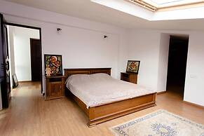 Stunning Villa Private Pool Near Yerevan Centre