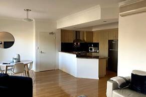 Modern 2 Bedroom Apartment in Perth