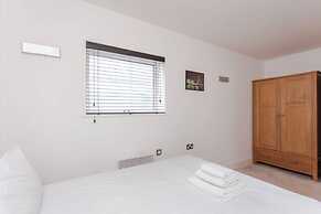 Spacious 2 Bedroom Flat on Bermondsey St