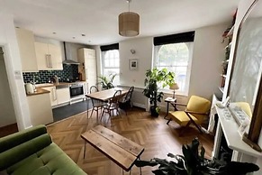 Quirky 1 Bedroom Apartment in Islington