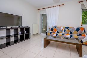 Lovely Cozy Discrete Apartment in Orestiada