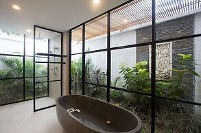 The Kons Villa Bali Seminyak