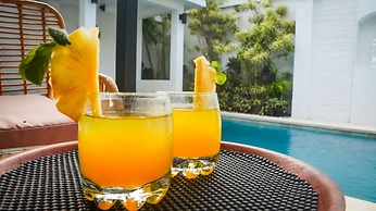 The Kons Villa Bali Seminyak