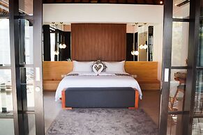 The Kons Villa Bali Seminyak