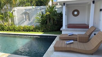 The Kons Villa Bali Seminyak