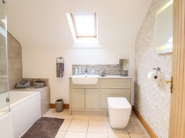 Tyn Y Ceubren Bach at Evelyns Retreat