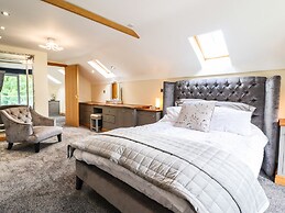 Tyn Y Ceubren Bach at Evelyns Retreat