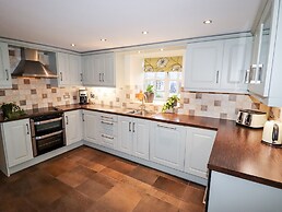 Tyn Y Ceubren Bach at Evelyns Retreat