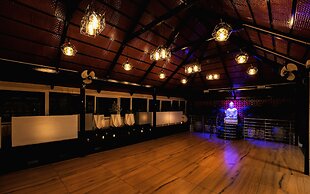 Royal Tusker Luxury Service Apartments