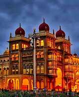 Royal Tusker Luxury Service Apartments