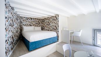 Italianway - The B Village Standard