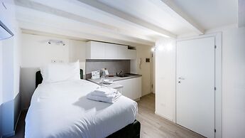 Italianway - The B Village Standard