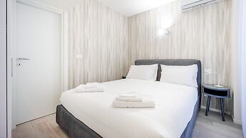 Italianway - The B Village Standard