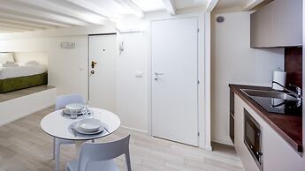 Italianway - The B Village Standard