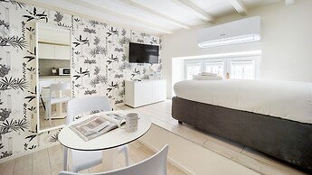 Italianway - The B Village Standard