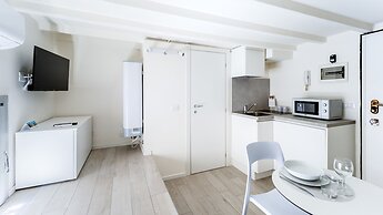 Italianway - The B Village Standard