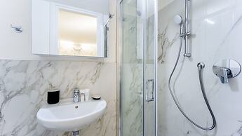 Italianway - The B Village Standard