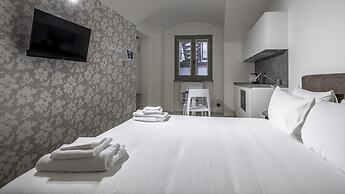 Italianway - The B Village Standard