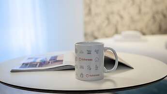 Italianway - The B Village Standard