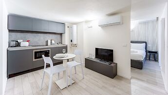 Italianway - The B Village Standard