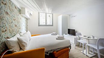 Italianway - The B Village Standard