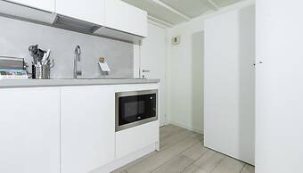 Italianway - The B Village Standard