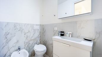 Italianway - The B Village Standard