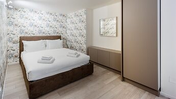 Italianway - The B Village Standard