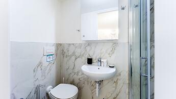 Italianway - The B Village Standard