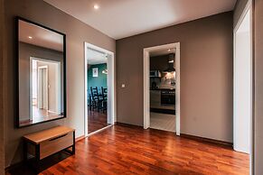 Luga Homes - Gewandhaus