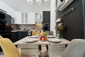 Apartment Aleja Architektów by Renters