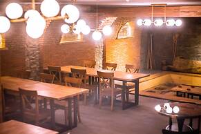 Hotel Banovani, Tbilisi