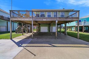 The Happy Patch 2 Bedroom Home by RedAwning