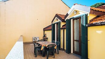 Viale Hambury 51