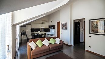 Viale Hambury 51