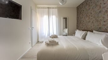 Italianway - The B Village New