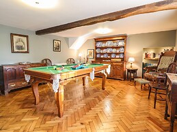 The Stables At Cae Gwyn