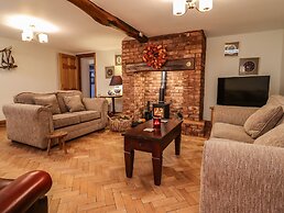 The Stables At Cae Gwyn