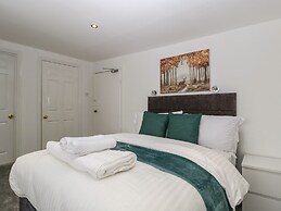 Alcombe House