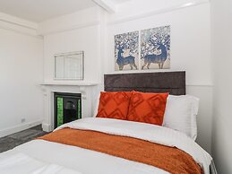 Alcombe House