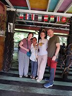 Mountain View Cottages & Villa Tangkahan